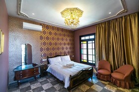 Palais Shazam & Spa