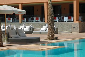Oasis Palm Hotel