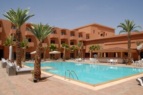 Oasis Palm Hotel