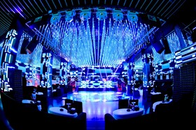555 Hotel Clubbing Adults Only