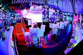 555 Hotel Clubbing Adults Only