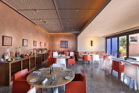 Al Maaden Villahotel & Spa