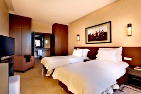 Al Maaden Villahotel & Spa