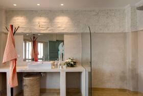 Angsana Riad Lydines