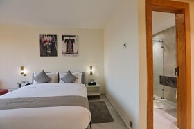 Ari Boutique Hotel