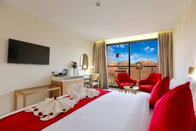 Ari Boutique Hotel