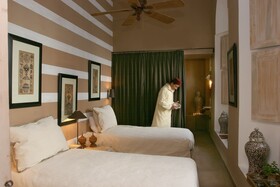 Dar Seven Boutique Hotel