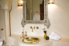 El Morocco Hotel