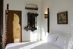 El Morocco Hotel