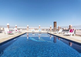Hotel Racine