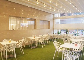 Hotel Racine