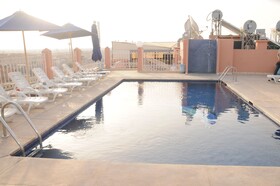 Hotel Racine