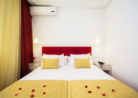 Hotel Racine