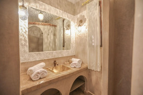 Riad 7 Saints