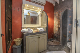 Riad 7 Saints