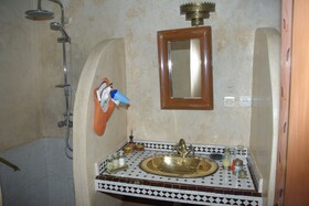 Riad Abaca Badra