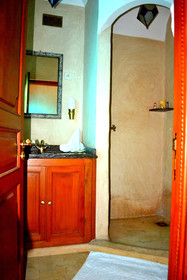 Riad Amya