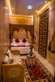 Riad Qamar Zamane 2