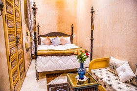 Riad Qamar Zamane 2