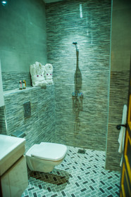Riad Qamar Zamane 2