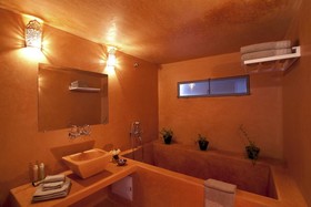 Riad Davia
