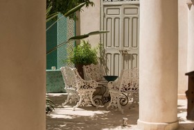 Riad Emberiza Sahari