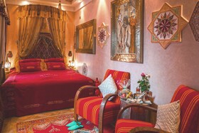 Riad Hikaya