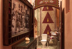 Riad Hikaya