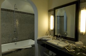 Riad Idra