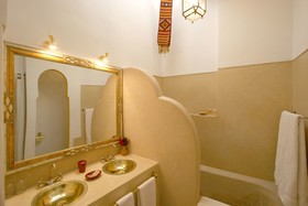 Riad Karmela