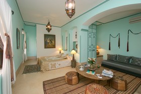 Riad Karmela