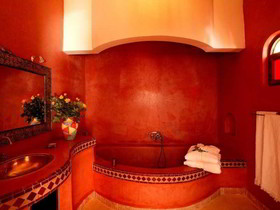 Riad Laora