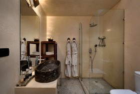 Riad Les Ammonites