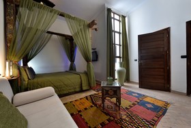 Riad Les Ammonites