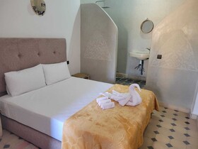 Riad Malayine