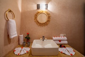 Riad Les Etoiles Berbères & SPA