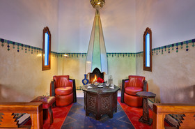 Riad Moucharabieh
