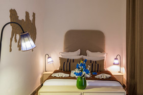 Riad Salam 40