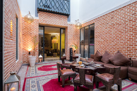 Riad Salam 40