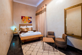 Riad Salam 40