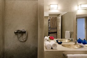 Riad Sapphire and Spa