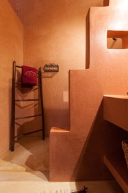 Riad Thycas