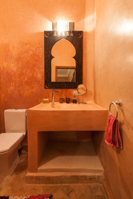 Riad Thycas