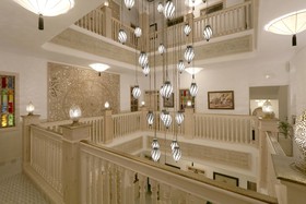 Riad Wazani Square & SPA