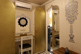 Riad Wazani Square & SPA
