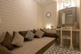 Riad Wazani Square & SPA