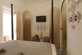 Riad Wazani Square & SPA