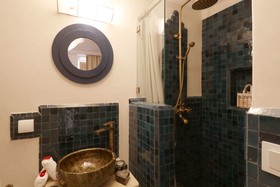 Riad Wazani Square & SPA