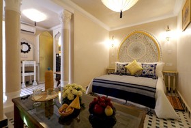 Riad Wazani Square & SPA