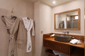 Riad Ysalis